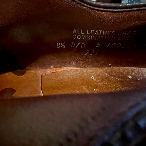 Allen Edmonds - Picture 4 of 5